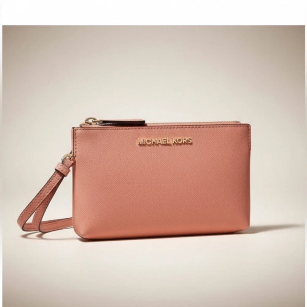 Michael‎ Kors Pink Pebbled Leather Clutch 5108